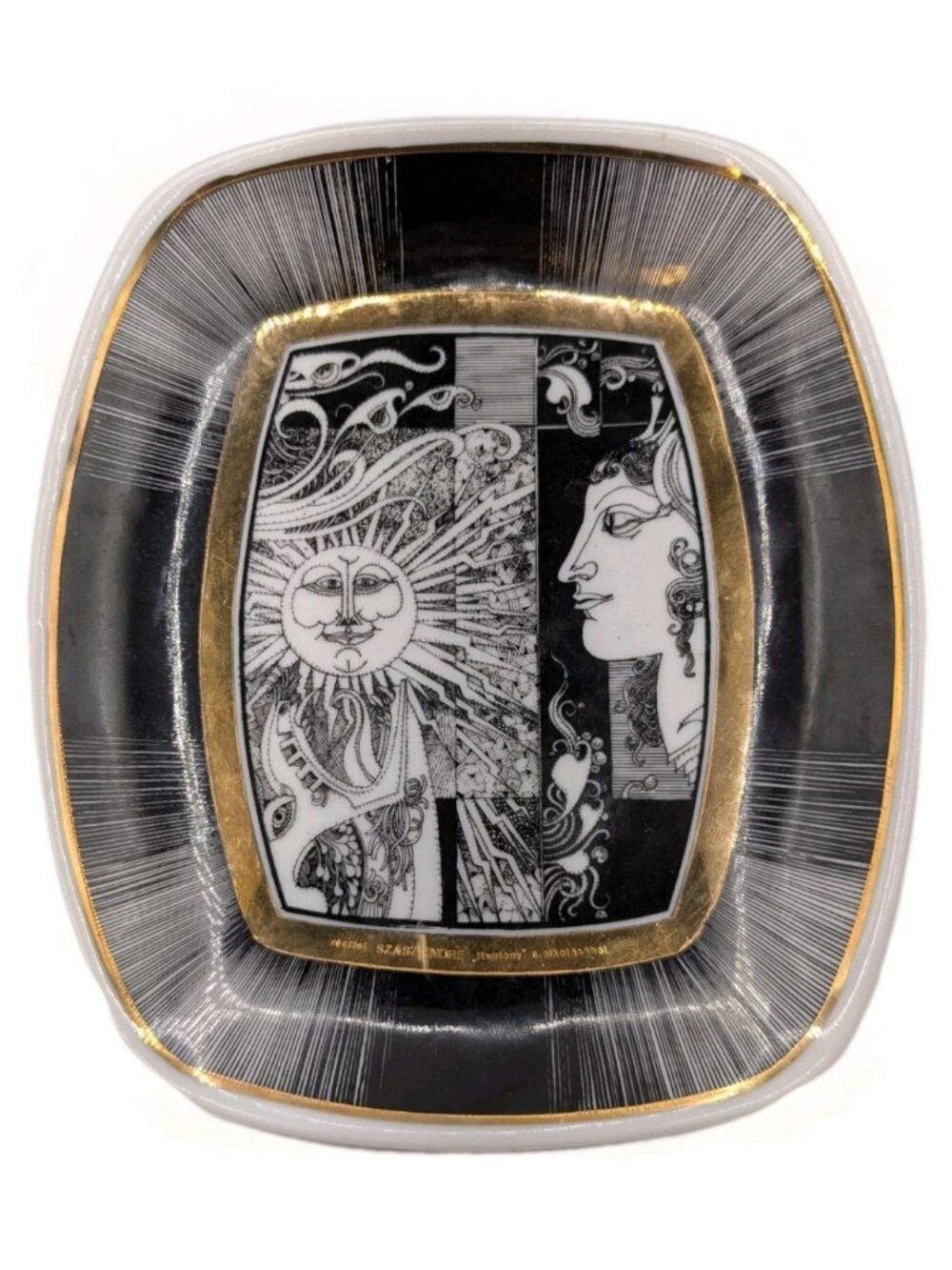 Szász Endre “Napfény / Sunlight” Porcelain Dish – Hollóháza Hungary Trinket Gold